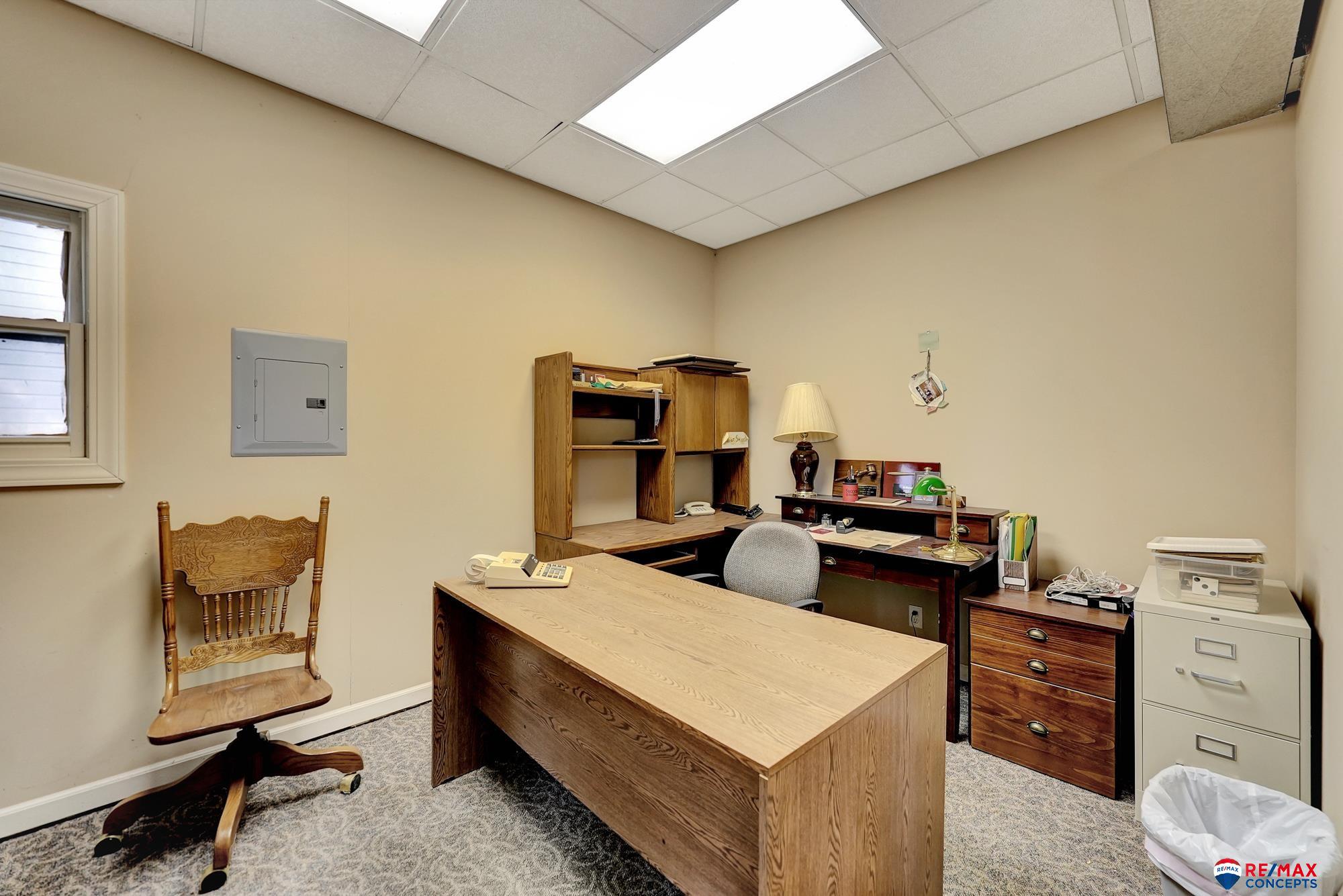 Lincoln, Nebraska, 68520, United States, 3 Bedrooms Bedrooms, ,5 BathroomsBathrooms,Residential,Active,1820460