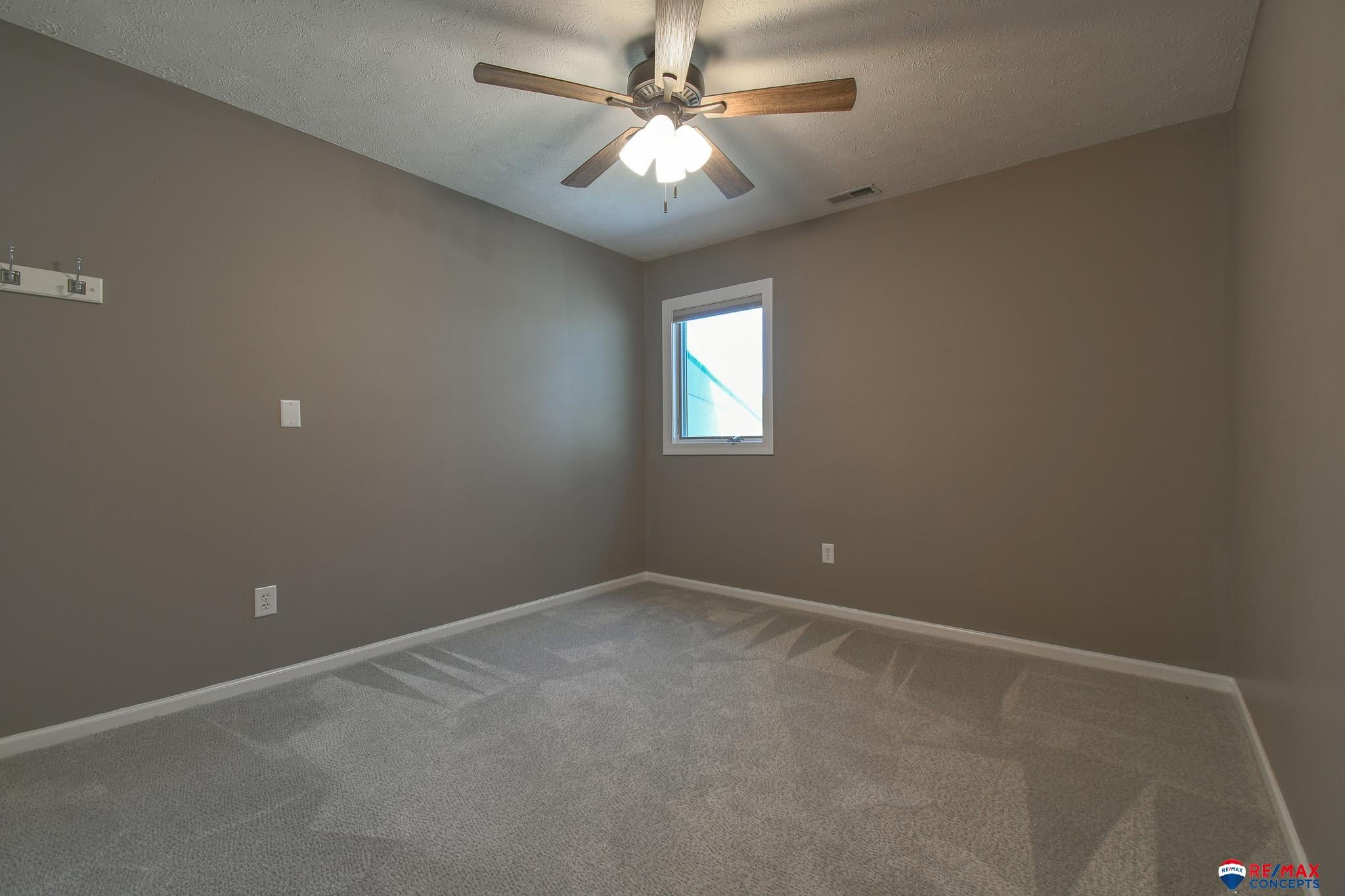 Lincoln, Nebraska, 68523, United States, 5 Bedrooms Bedrooms, ,5 BathroomsBathrooms,Residential,Active,1884993