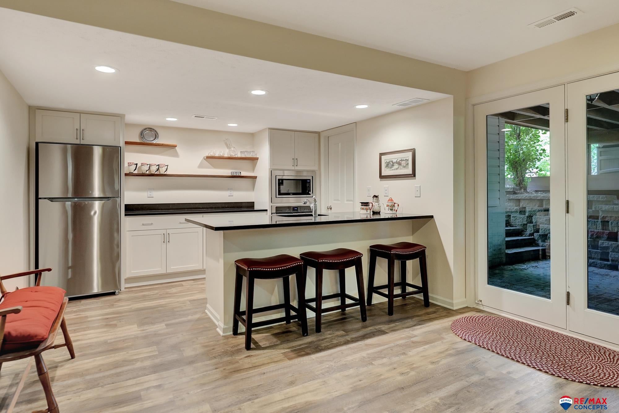Lincoln, Nebraska, 68520, United States, 3 Bedrooms Bedrooms, ,5 BathroomsBathrooms,Residential,Active,1820460