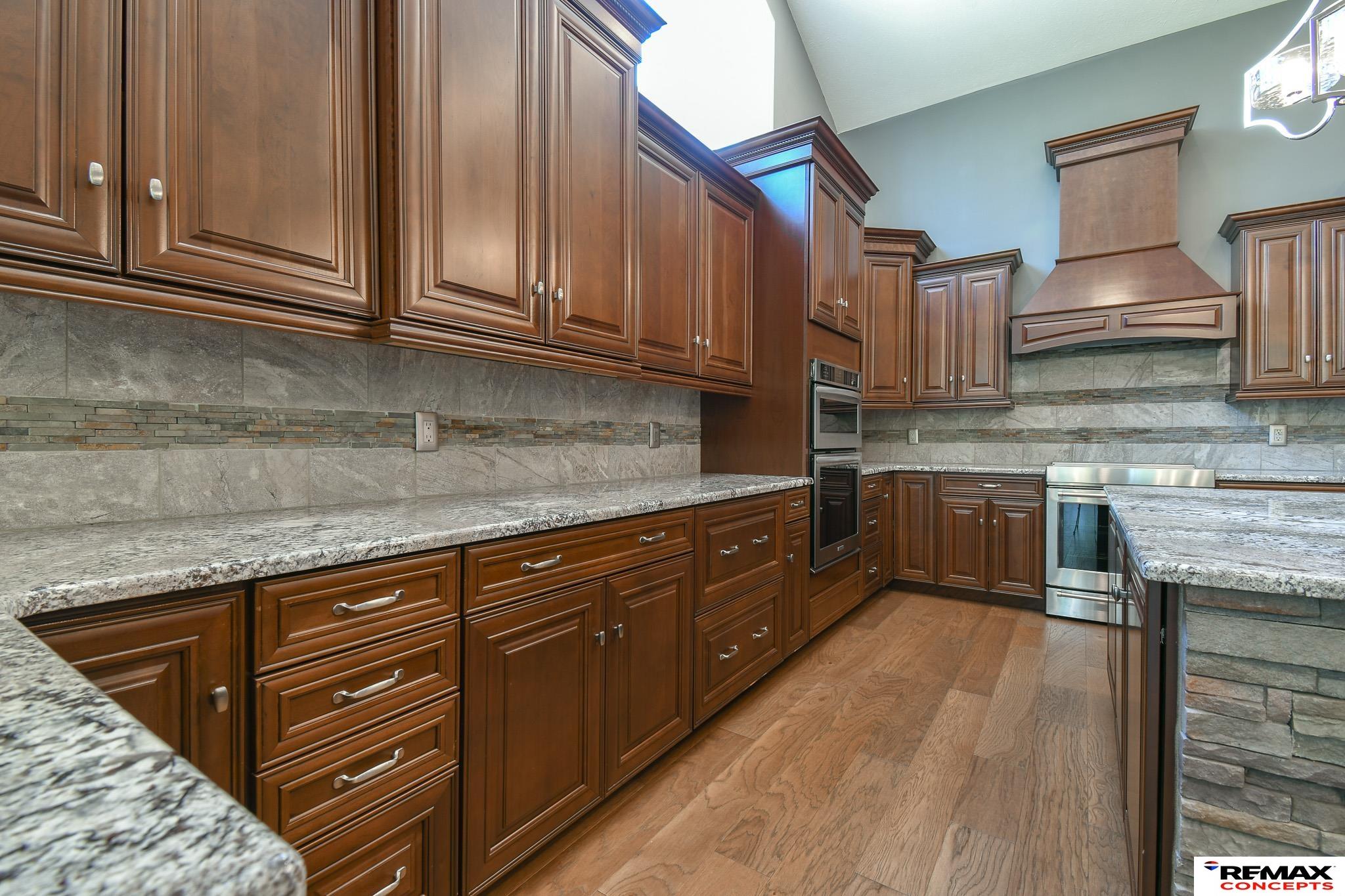 Lincoln, Nebraska, 68523, United States, 5 Bedrooms Bedrooms, ,5 BathroomsBathrooms,Residential,Active,1884993