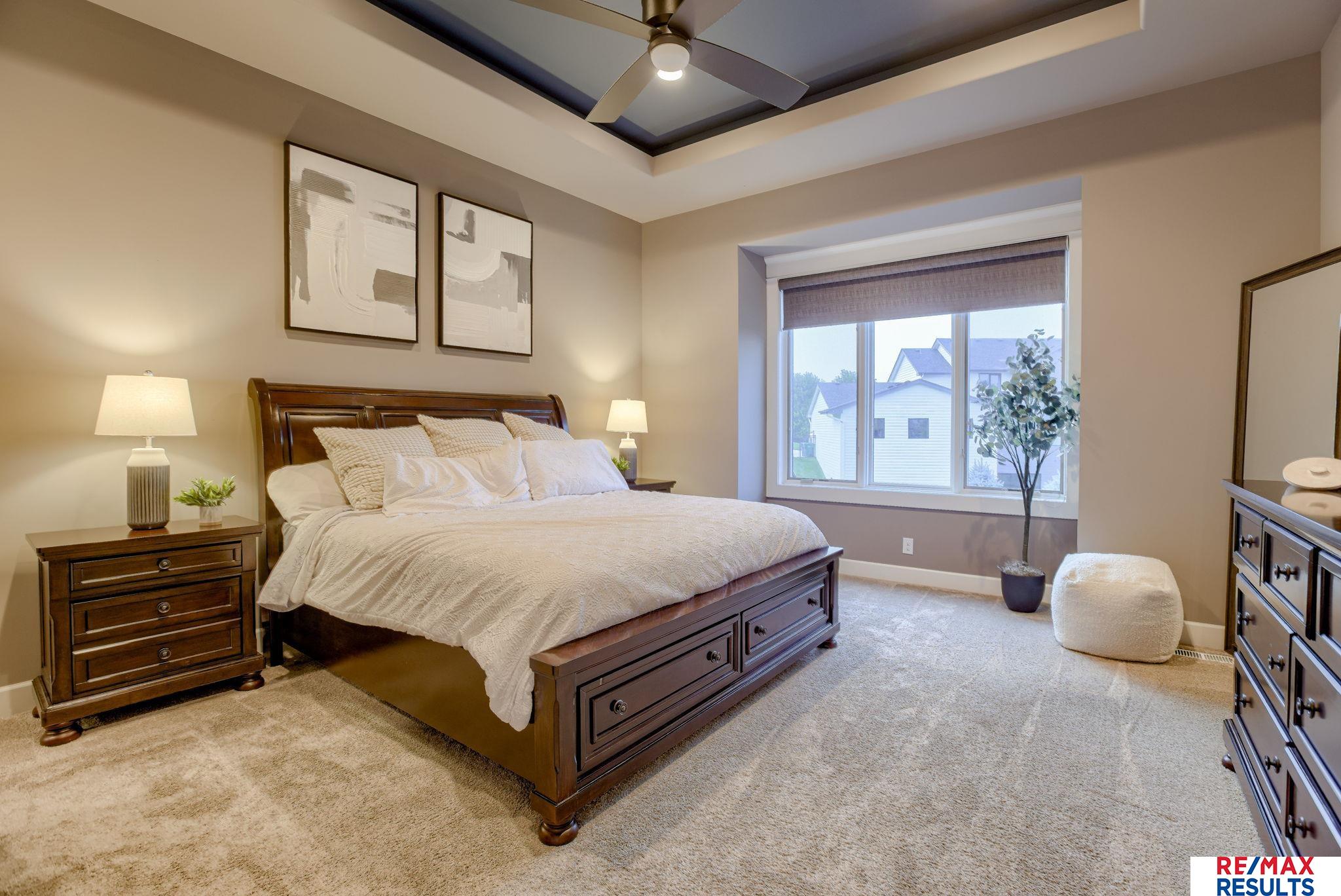 Omaha, Nebraska, 68022, United States, 5 Bedrooms Bedrooms, ,4 BathroomsBathrooms,Residential,Active,1905352