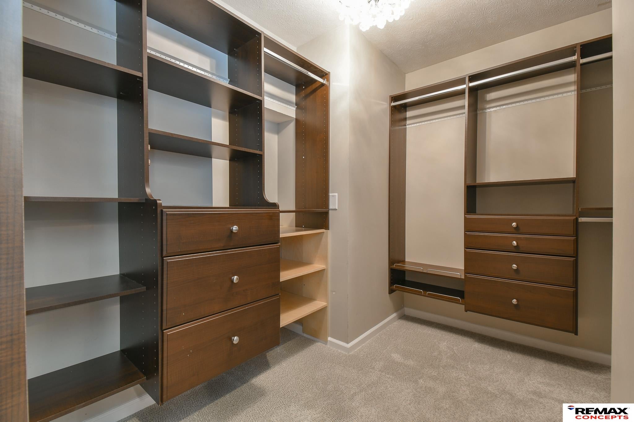 Lincoln, Nebraska, 68523, United States, 5 Bedrooms Bedrooms, ,5 BathroomsBathrooms,Residential,Active,1884993