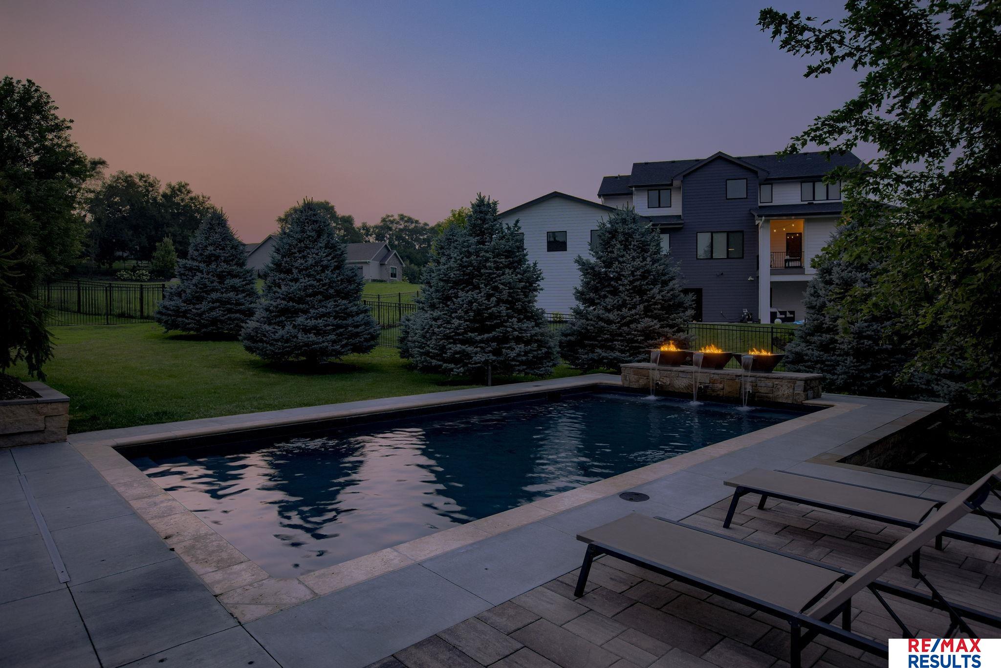 Omaha, Nebraska, 68022, United States, 5 Bedrooms Bedrooms, ,4 BathroomsBathrooms,Residential,Active,1905352