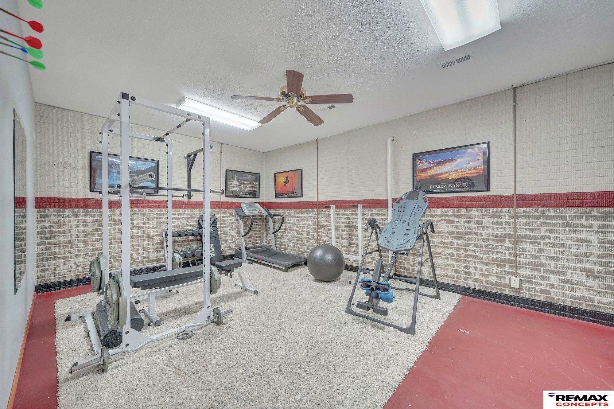 Roca, Nebraska, 68430, United States, 7 Bedrooms Bedrooms, ,4 BathroomsBathrooms,Residential,Active,1954025