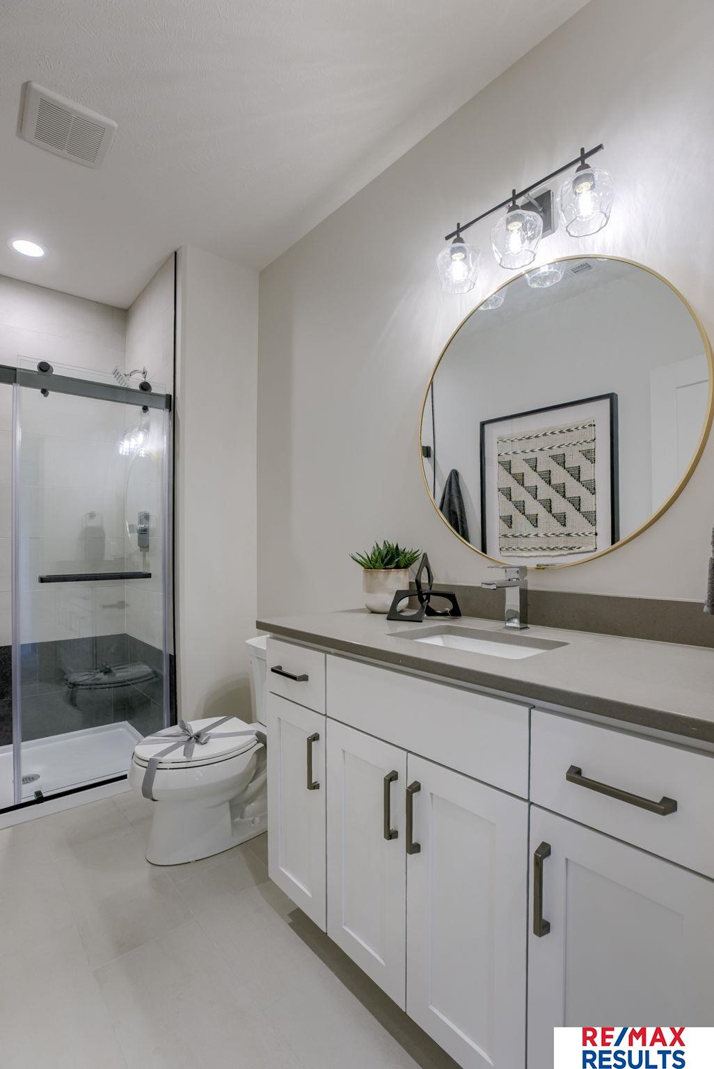 Omaha, Nebraska, 68022, United States, 5 Bedrooms Bedrooms, ,5 BathroomsBathrooms,Residential,Active,2008923