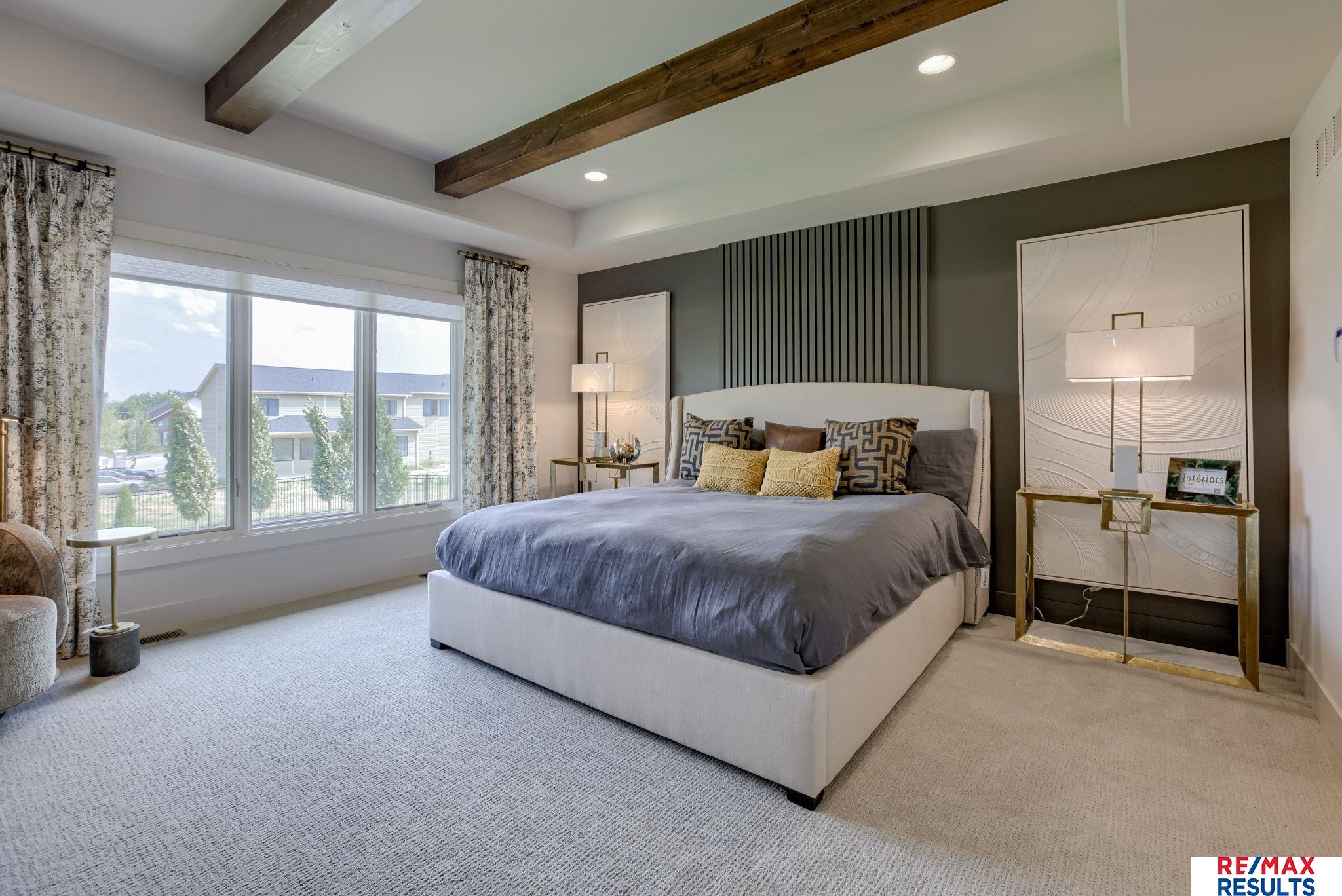 Omaha, Nebraska, 68022, United States, 5 Bedrooms Bedrooms, ,5 BathroomsBathrooms,Residential,Active,2008923