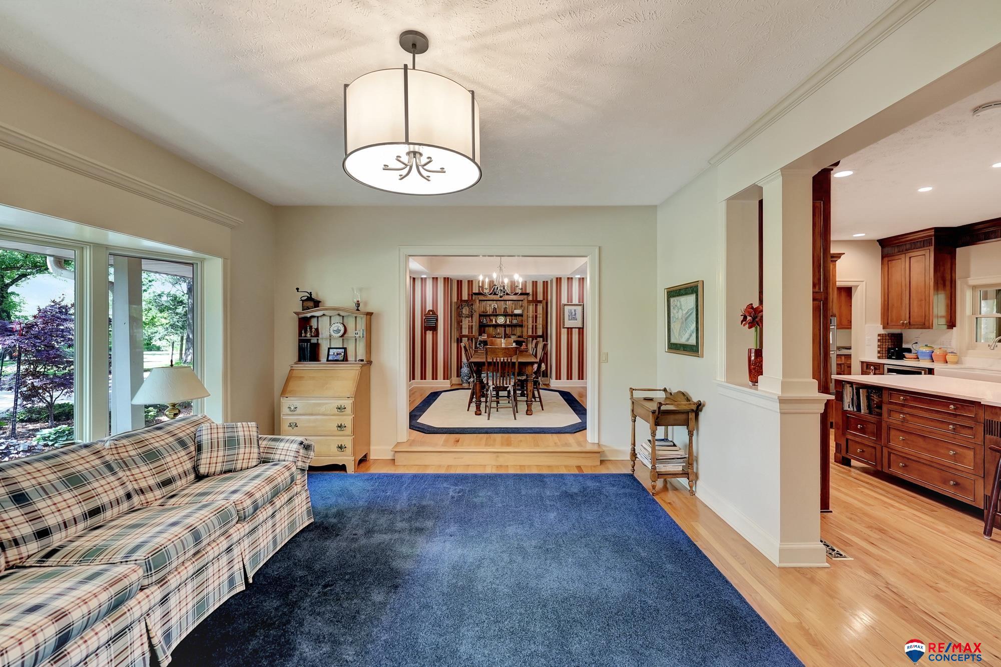 Lincoln, Nebraska, 68520, United States, 3 Bedrooms Bedrooms, ,5 BathroomsBathrooms,Residential,Active,1820460