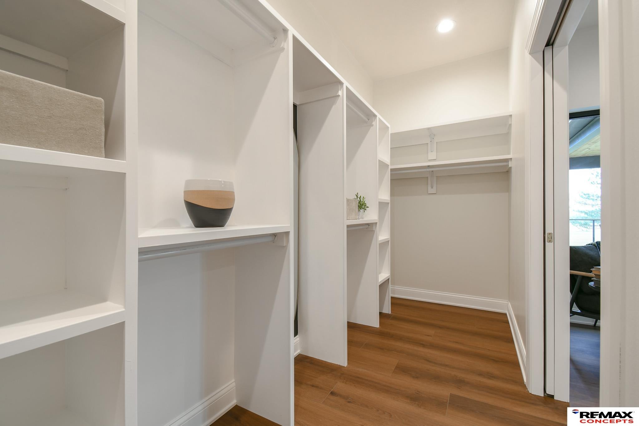 Denton, Nebraska, 68339, United States, 4 Bedrooms Bedrooms, ,5 BathroomsBathrooms,Residential,Active,1993967