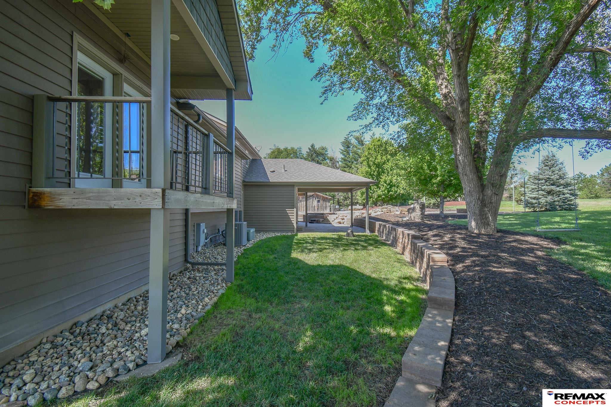 Lincoln, Nebraska, 68523, United States, 5 Bedrooms Bedrooms, ,5 BathroomsBathrooms,Residential,Active,1884993