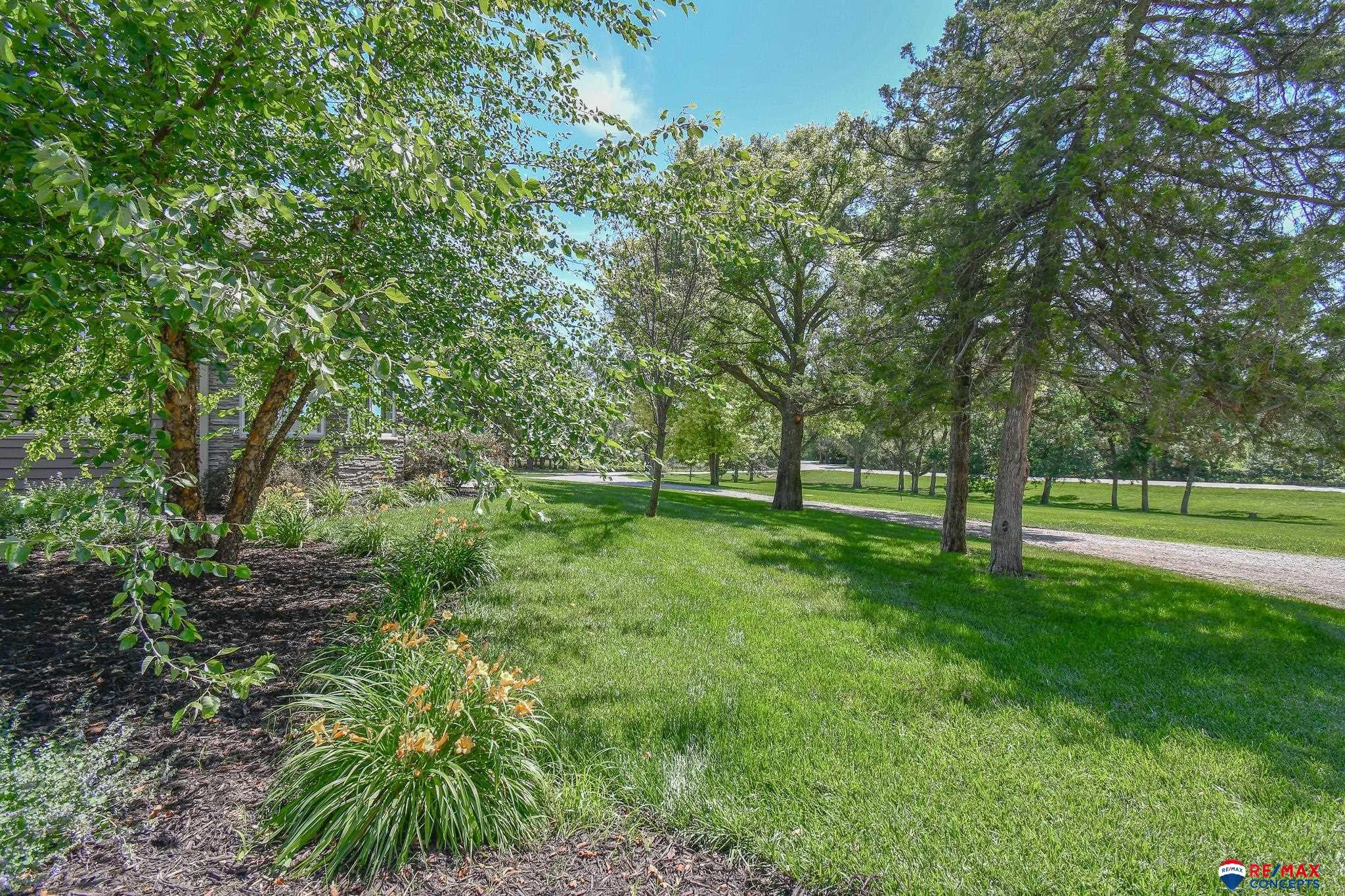 Lincoln, Nebraska, 68523, United States, 5 Bedrooms Bedrooms, ,5 BathroomsBathrooms,Residential,Active,1884993