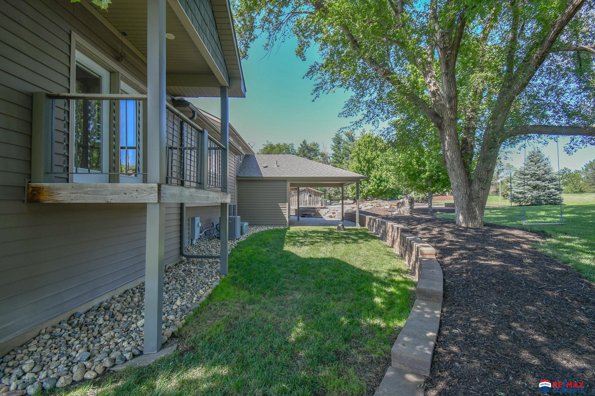 Lincoln, Nebraska, 68523, United States, 5 Bedrooms Bedrooms, ,5 BathroomsBathrooms,Residential,Active,1884993