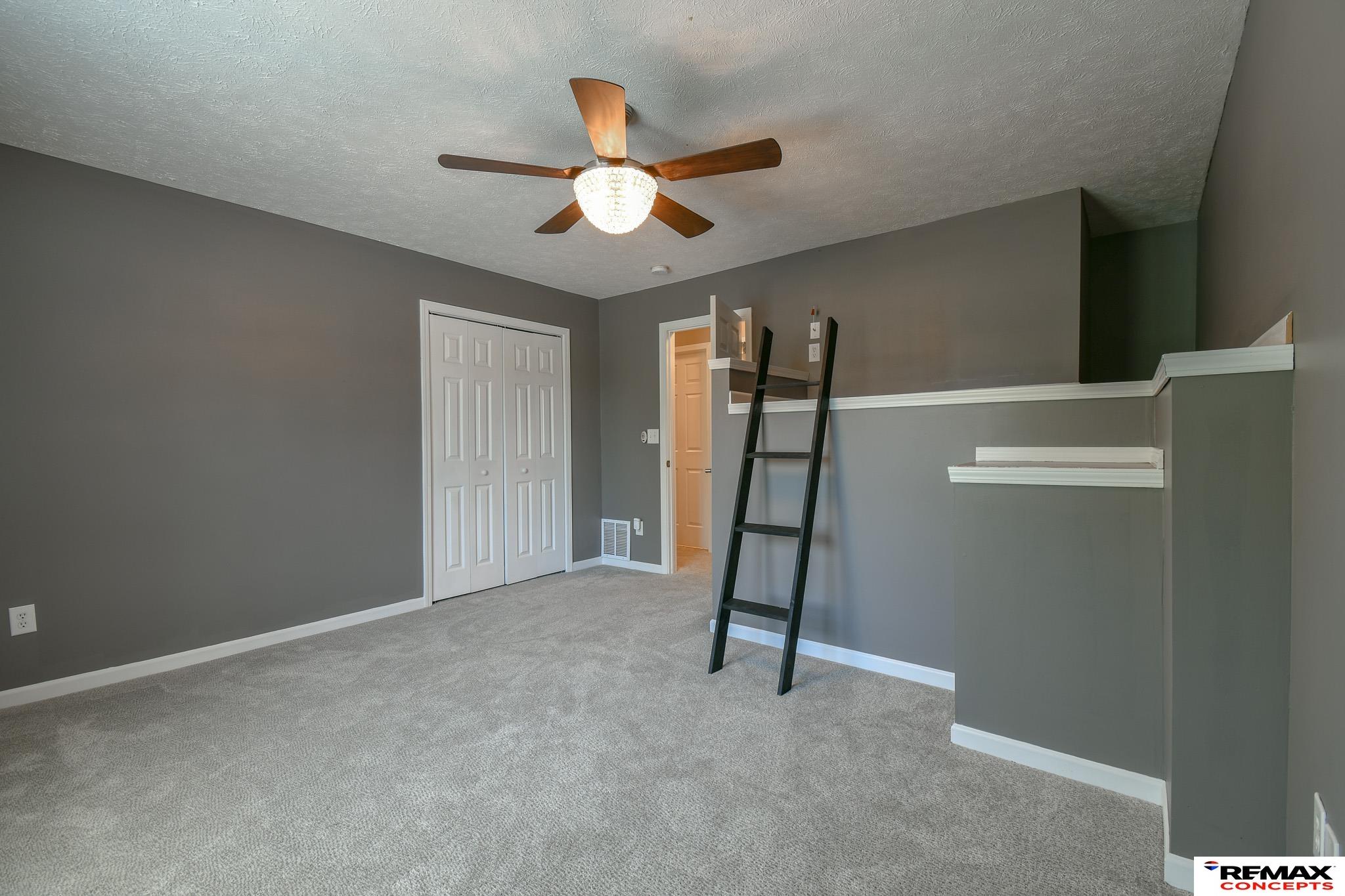 Lincoln, Nebraska, 68523, United States, 5 Bedrooms Bedrooms, ,5 BathroomsBathrooms,Residential,Active,1884993