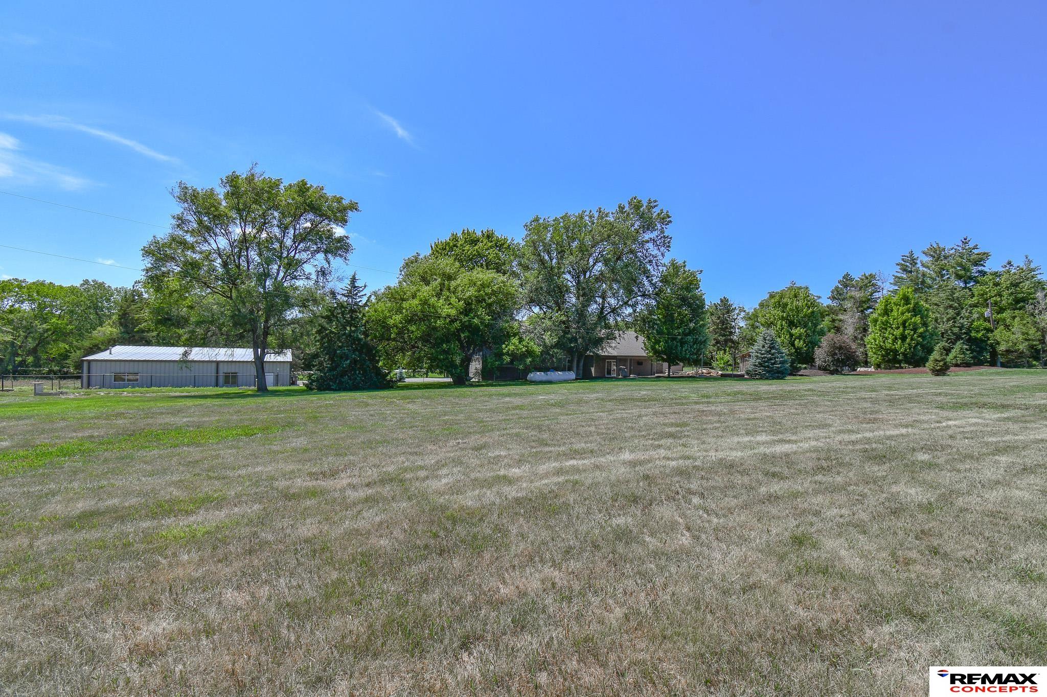 Lincoln, Nebraska, 68523, United States, 5 Bedrooms Bedrooms, ,5 BathroomsBathrooms,Residential,Active,1884993