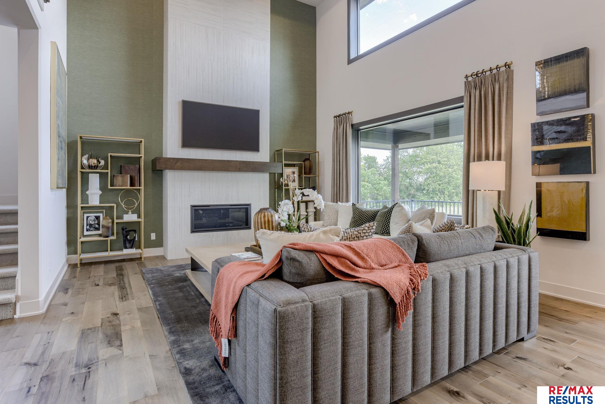 Omaha, Nebraska, 68022, United States, 5 Bedrooms Bedrooms, ,5 BathroomsBathrooms,Residential,Active,2008923