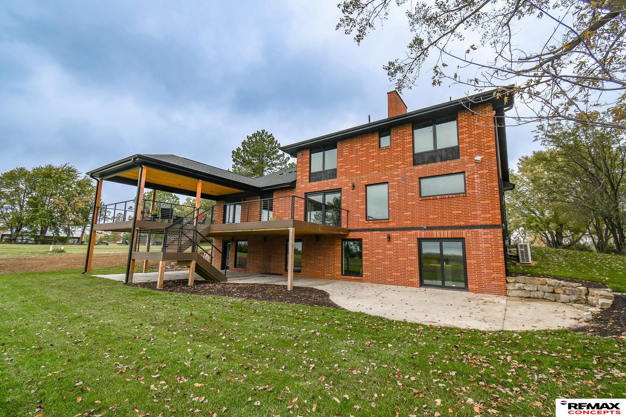 Denton, Nebraska, 68339, United States, 4 Bedrooms Bedrooms, ,5 BathroomsBathrooms,Residential,Active,1993967