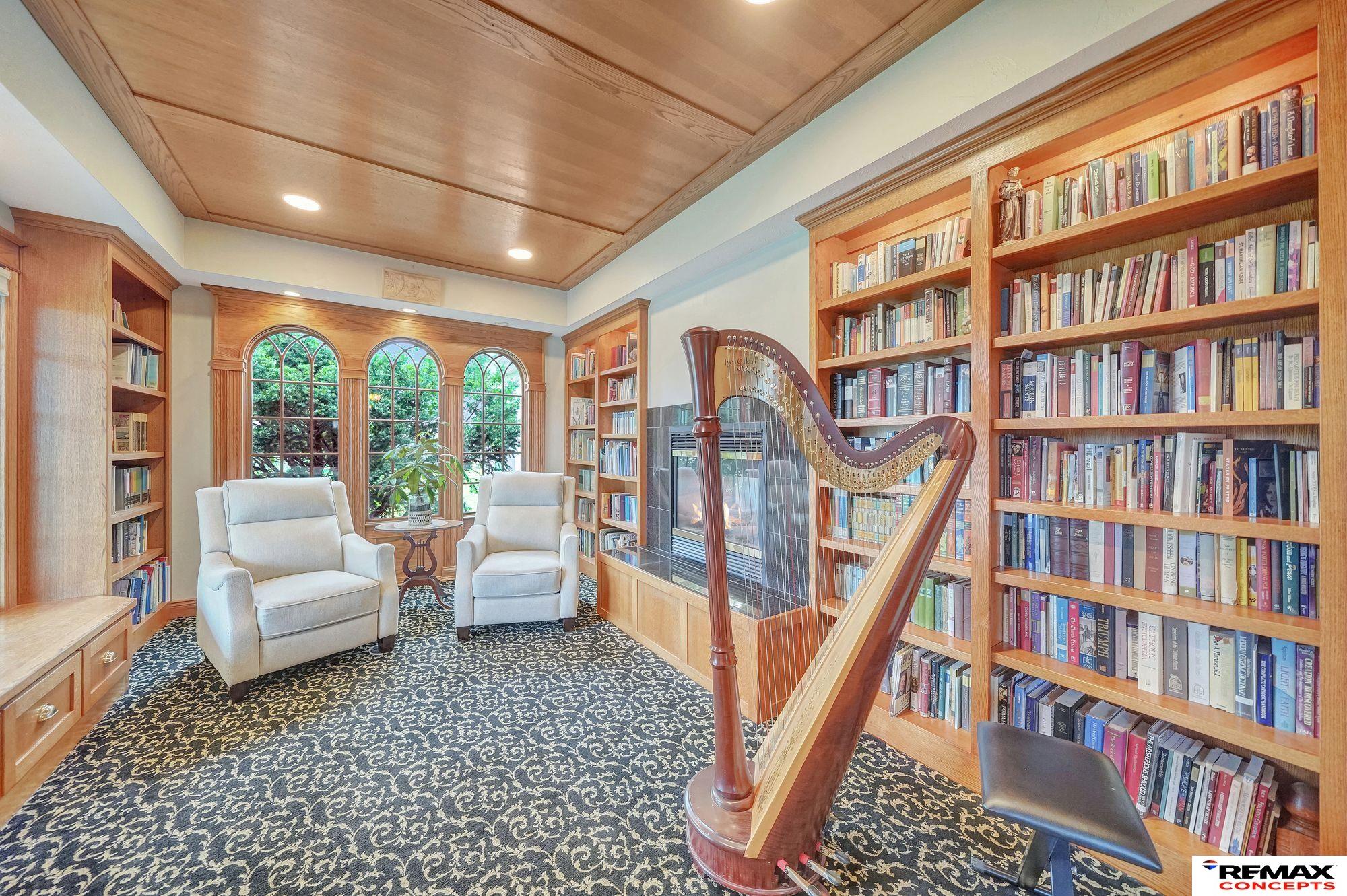 Roca, Nebraska, 68430, United States, 7 Bedrooms Bedrooms, ,4 BathroomsBathrooms,Residential,Active,1954025