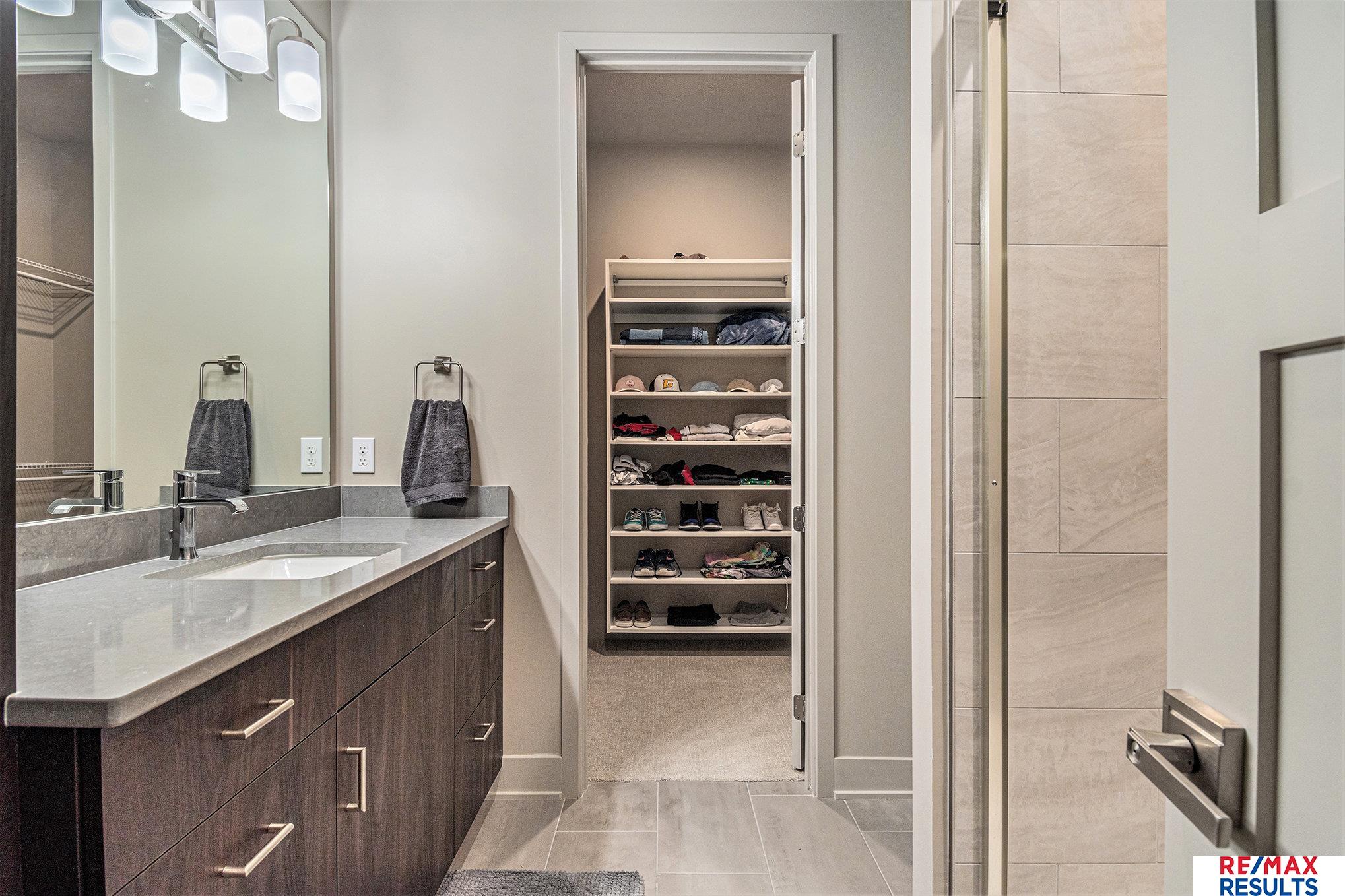 Elkhorn, Nebraska, 68022, United States, 5 Bedrooms Bedrooms, ,7 BathroomsBathrooms,Residential,Pending,1953673