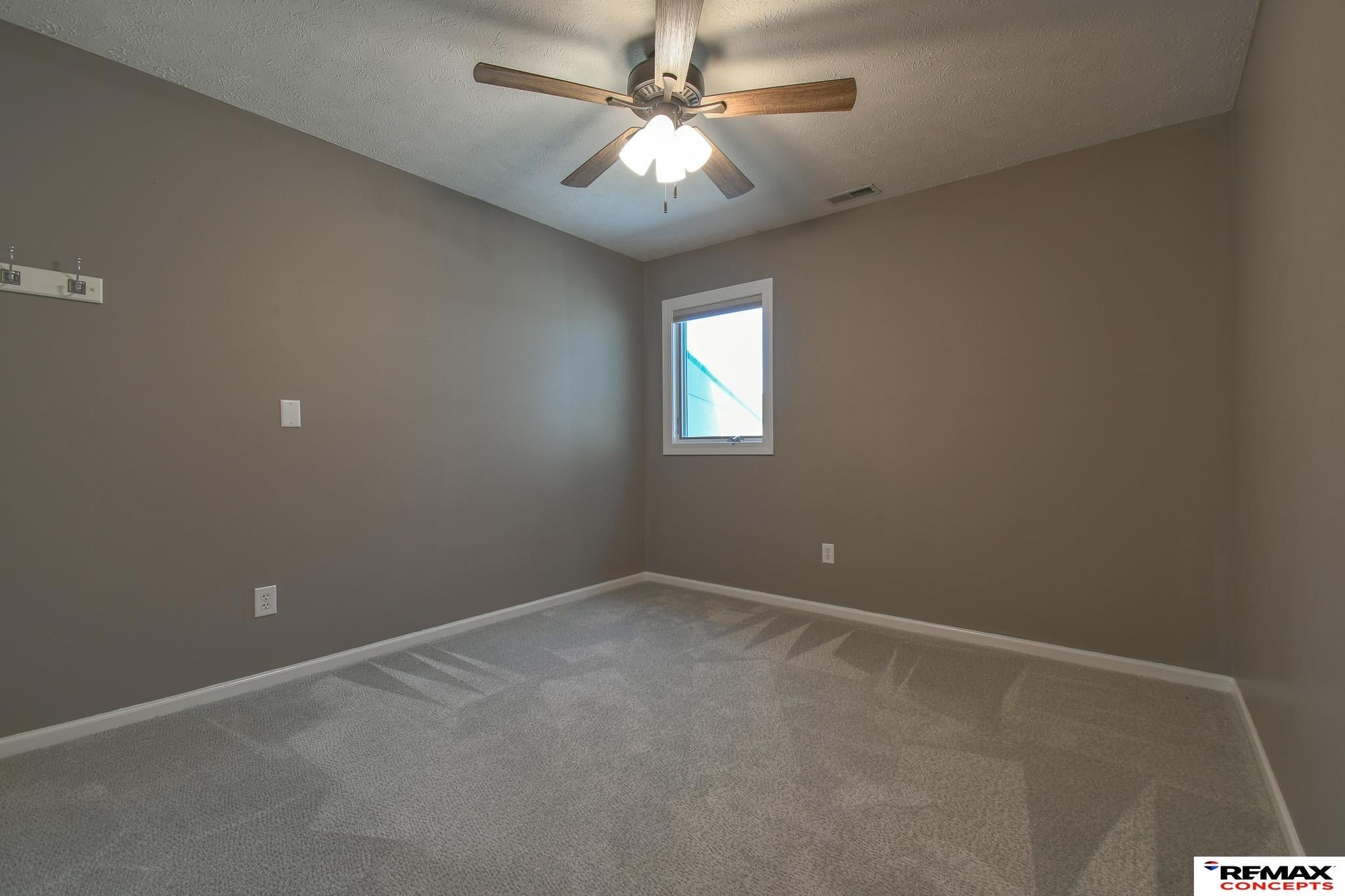 Lincoln, Nebraska, 68523, United States, 5 Bedrooms Bedrooms, ,5 BathroomsBathrooms,Residential,Active,1884993