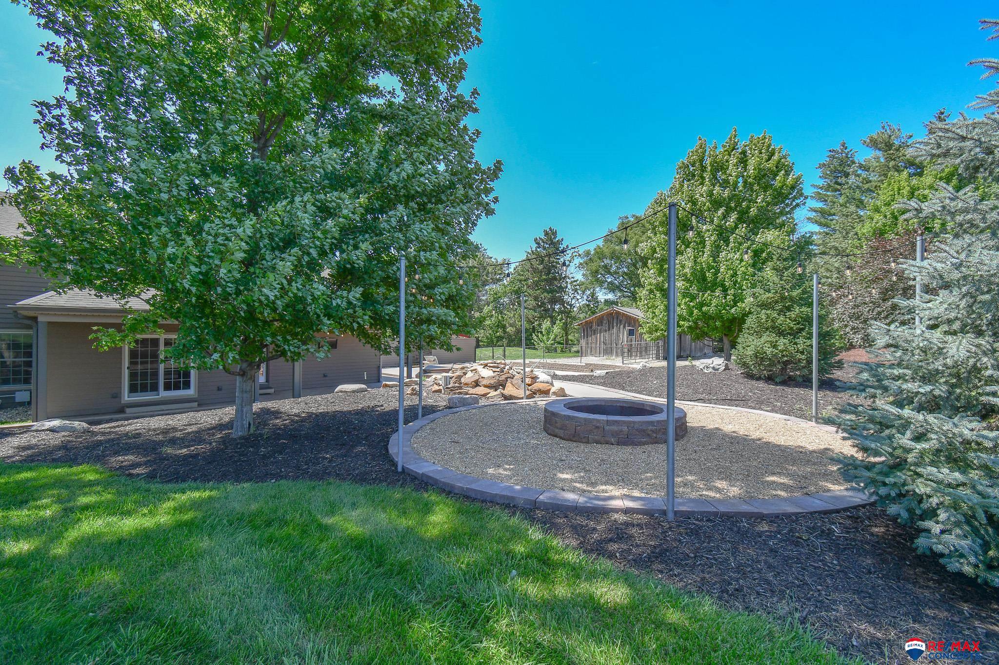 Lincoln, Nebraska, 68523, United States, 5 Bedrooms Bedrooms, ,5 BathroomsBathrooms,Residential,Active,1884993