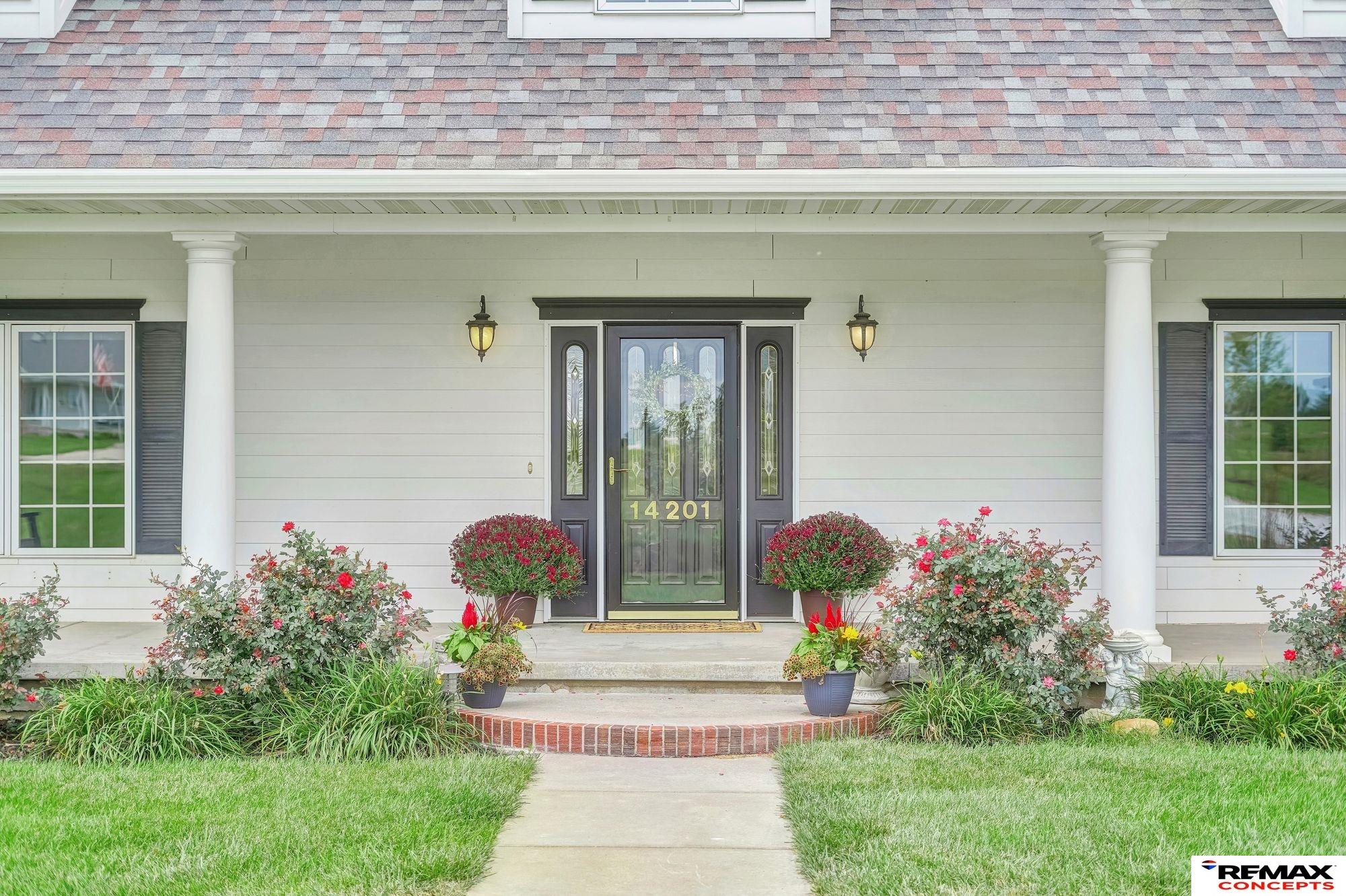 Roca, Nebraska, 68430, United States, 7 Bedrooms Bedrooms, ,4 BathroomsBathrooms,Residential,Active,1954025