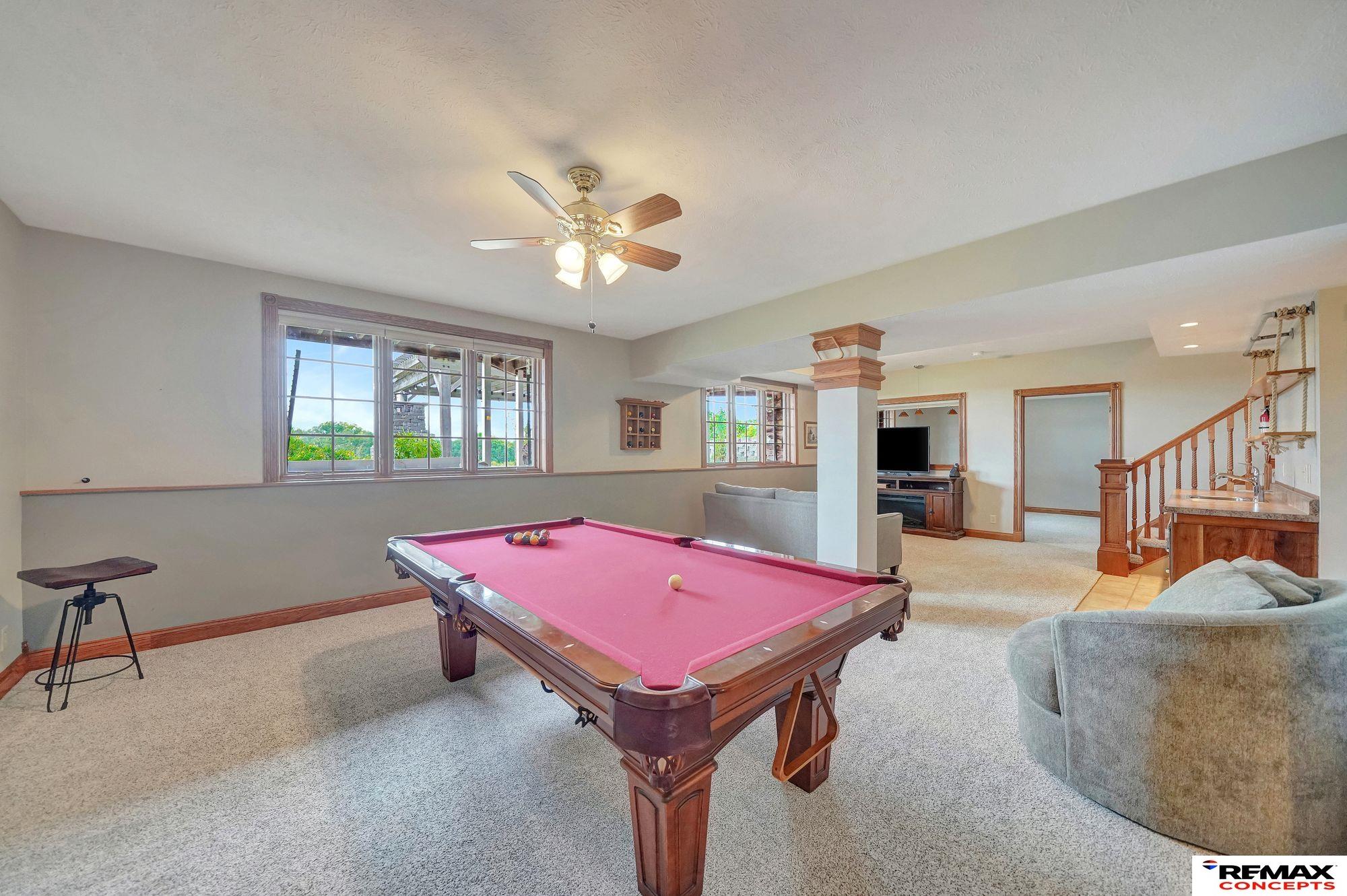 Roca, Nebraska, 68430, United States, 7 Bedrooms Bedrooms, ,4 BathroomsBathrooms,Residential,Active,1954025