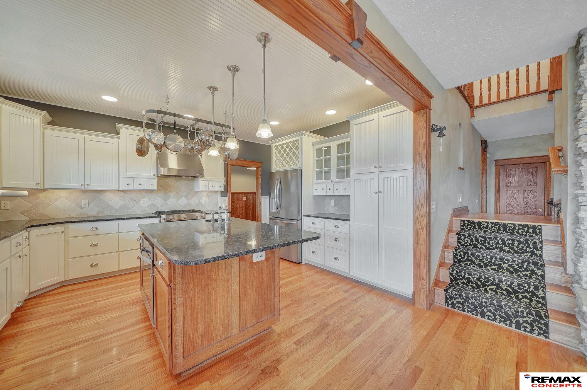 Roca, Nebraska, 68430, United States, 7 Bedrooms Bedrooms, ,4 BathroomsBathrooms,Residential,Active,1954025