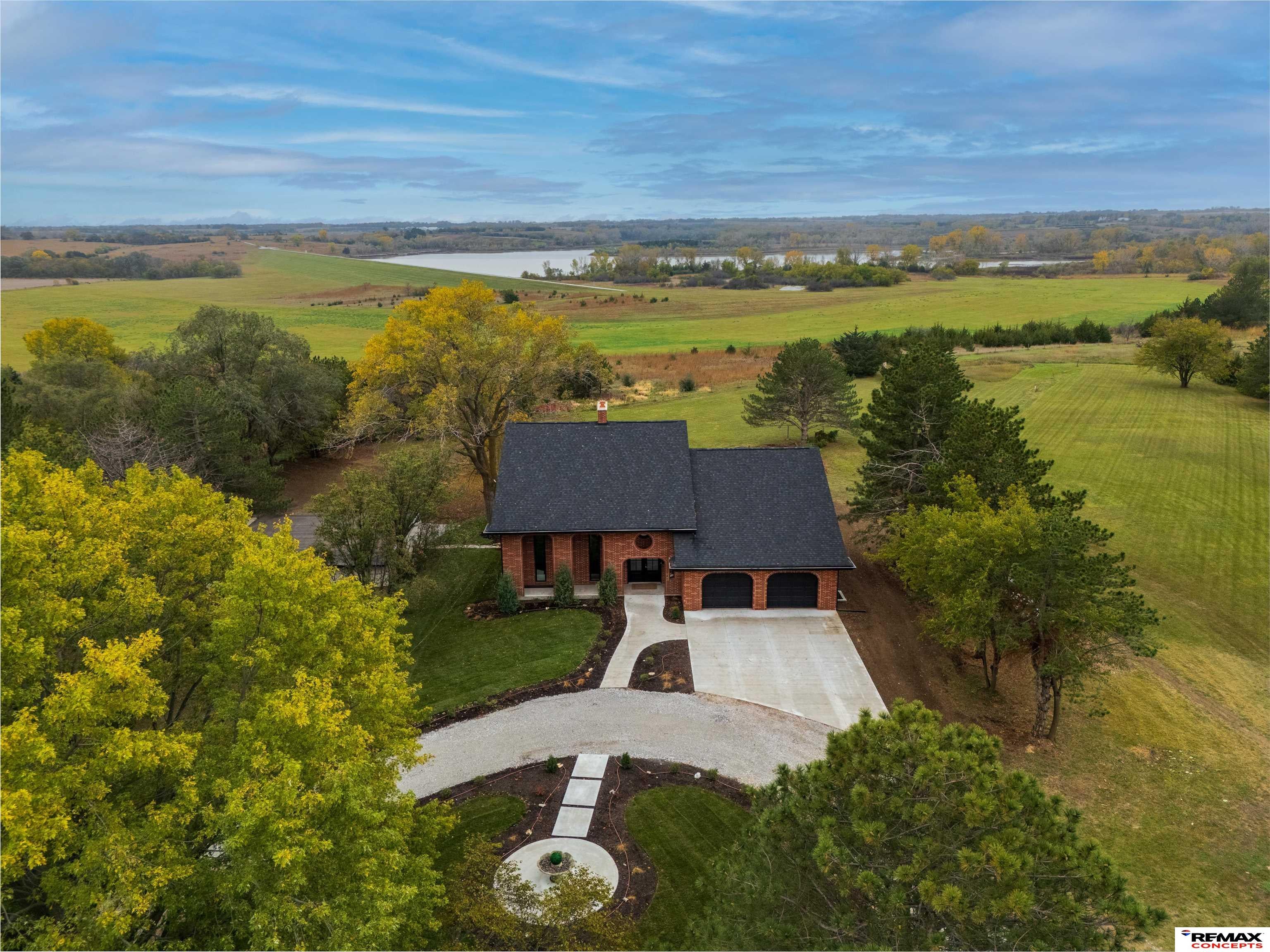 Denton, Nebraska, 68339, United States, 4 Bedrooms Bedrooms, ,5 BathroomsBathrooms,Residential,Active,1993967