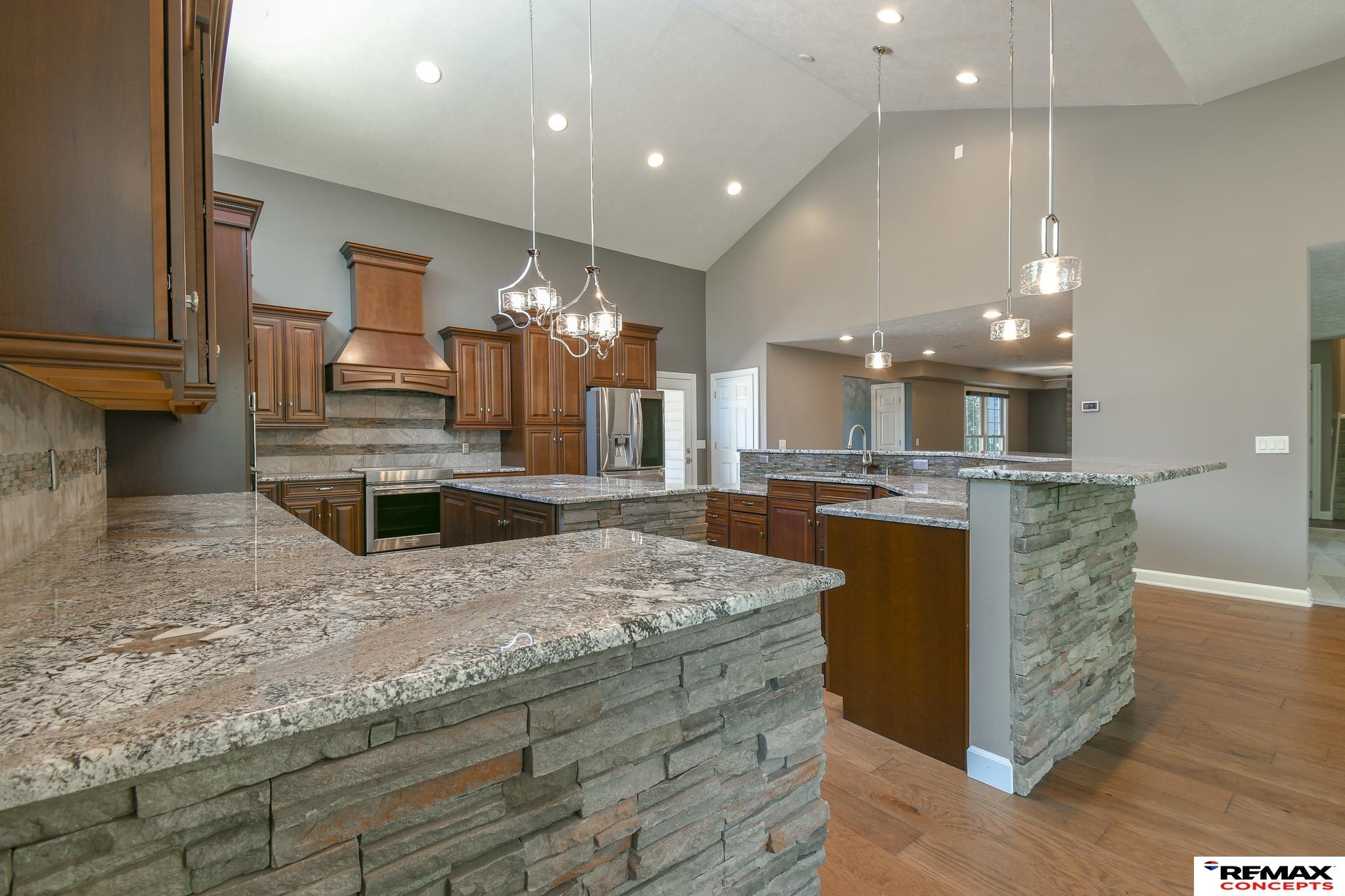 Lincoln, Nebraska, 68523, United States, 5 Bedrooms Bedrooms, ,5 BathroomsBathrooms,Residential,Active,1884993