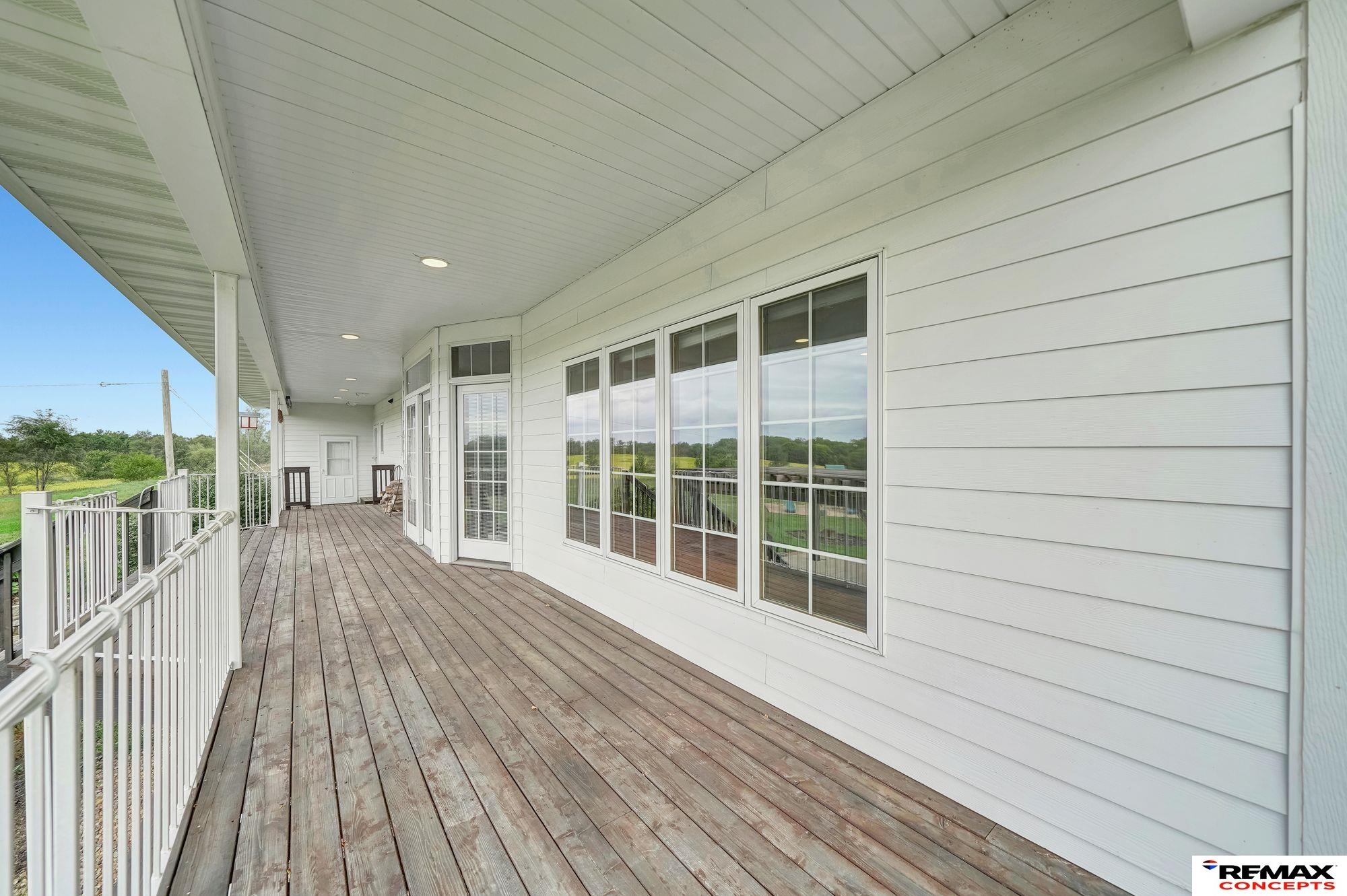 Roca, Nebraska, 68430, United States, 7 Bedrooms Bedrooms, ,4 BathroomsBathrooms,Residential,Active,1954025