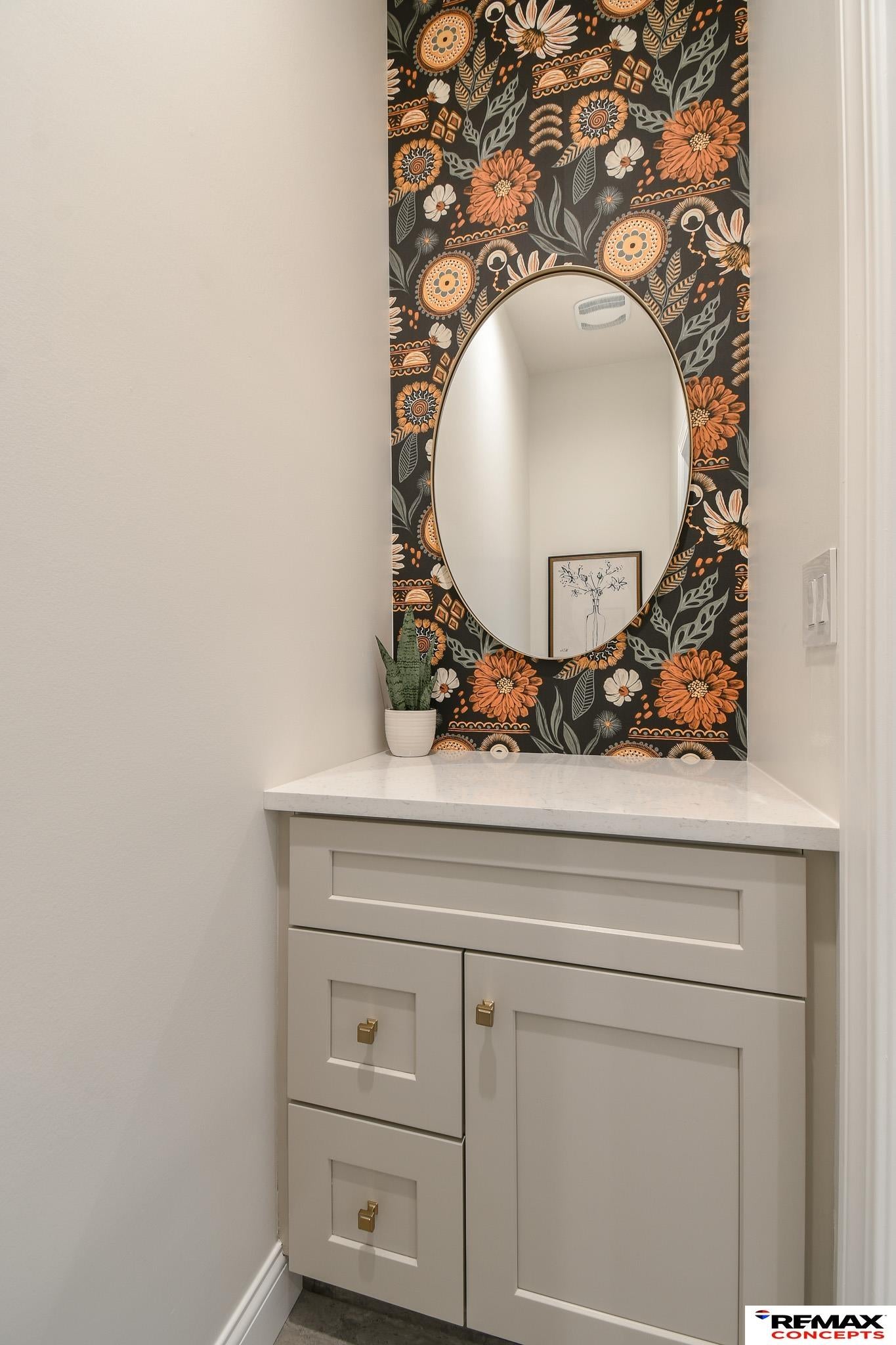 Denton, Nebraska, 68339, United States, 4 Bedrooms Bedrooms, ,5 BathroomsBathrooms,Residential,Active,1993967