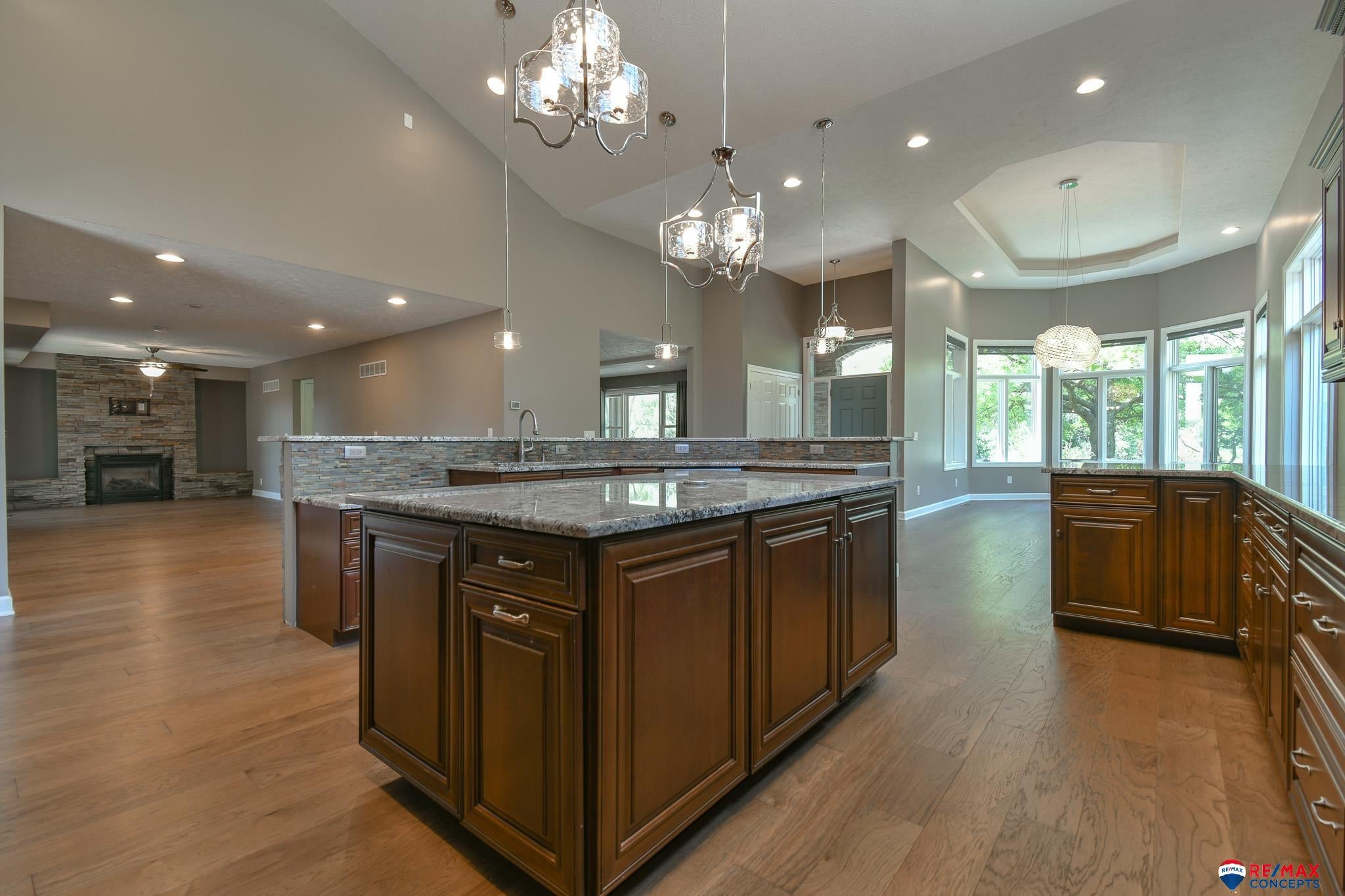 Lincoln, Nebraska, 68523, United States, 5 Bedrooms Bedrooms, ,5 BathroomsBathrooms,Residential,Active,1884993