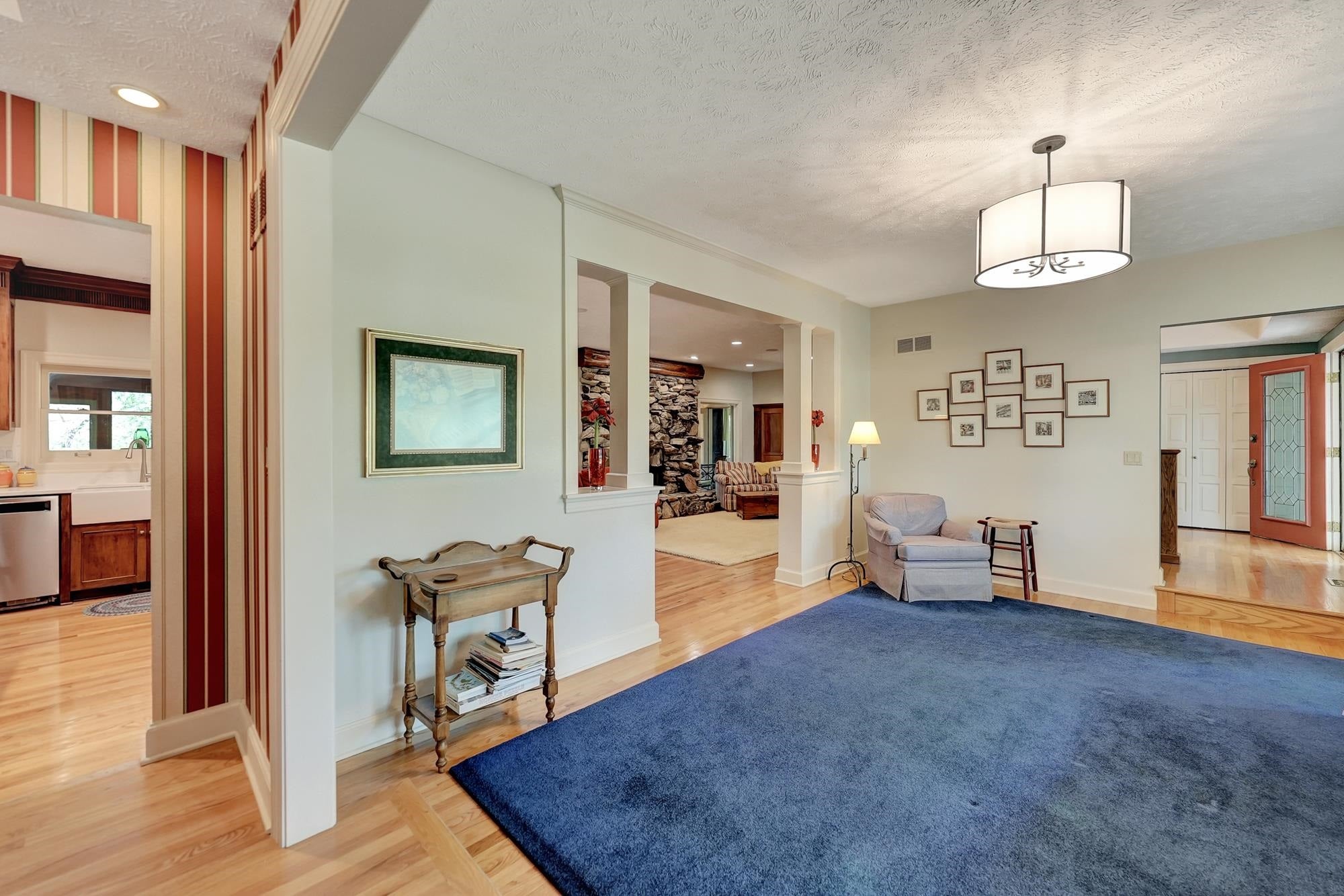 Lincoln, Nebraska, 68520, United States, 3 Bedrooms Bedrooms, ,5 BathroomsBathrooms,Residential,Active,1820460