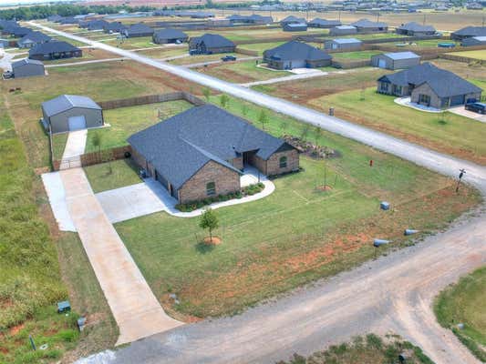 24975 DERBY WAY, CASHION, OK 73016 - Image 1