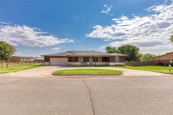 202 N OTIS AVE, ELK CITY, OK 73644 - Image 1