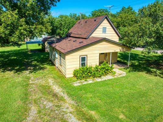 823 PASTUSEK AVE, PRAGUE, OK 74864 - Image 1