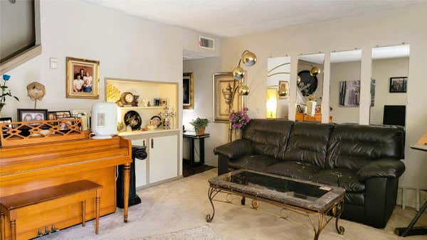 6708 N MERIDIAN AVE APT G, OKLAHOMA CITY, OK 73116 - Image 1