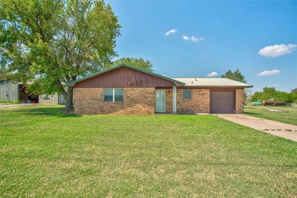 201 S COUNTY LINE RD, GEARY, OK 73040 - Image 1