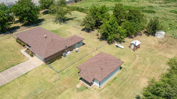 11950 W HIGHWAY 74C, CRESCENT, OK 73028, photo 4 of 35