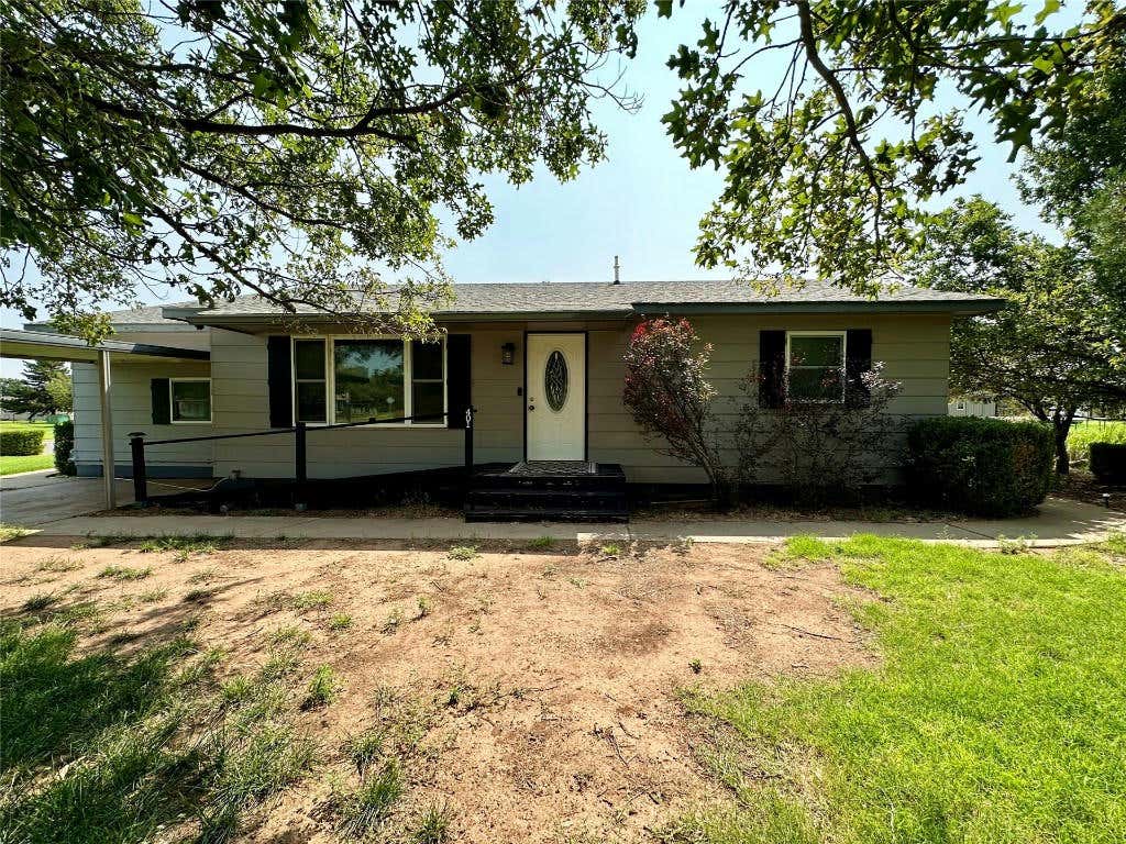 401 SE 5TH ST, BUFFALO, OK 73834, photo 1 of 31