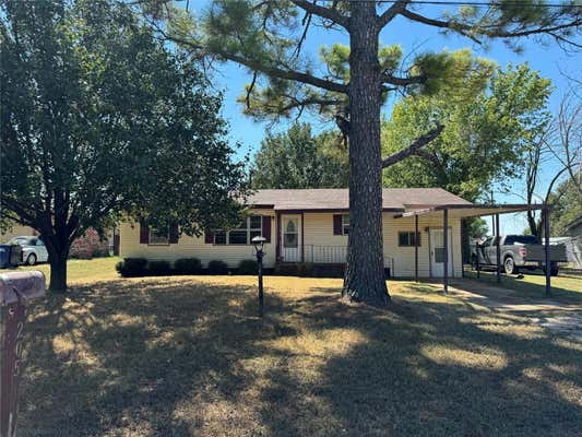 205 E GREEN ST, MEEKER, OK 74855, photo 2 of 24