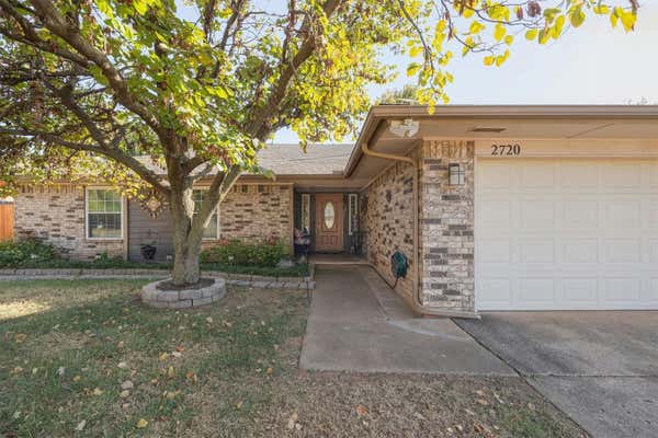 2720 FAIRFIELD DR, EDMOND, OK 73012 - Image 1