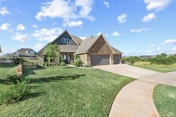 18529 AUTUMN GROVE DR, EDMOND, OK 73012 - Image 1