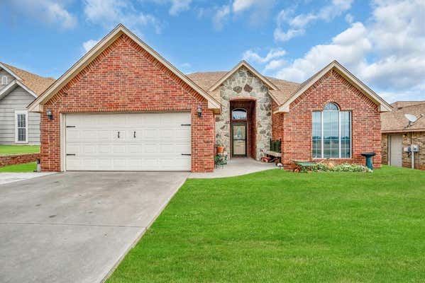 309 RIDGECREST DR, ELK CITY, OK 73644 - Image 1