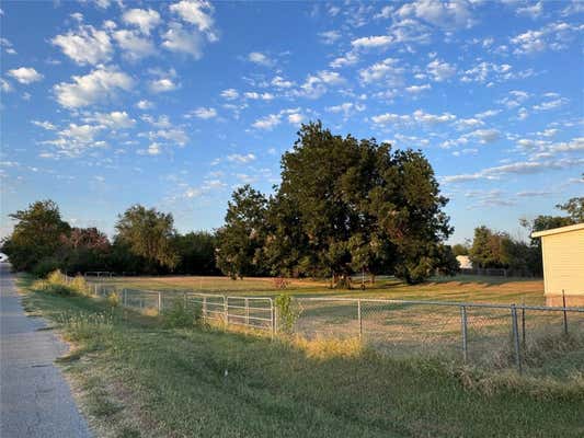 301 SE 64TH ST, OKLAHOMA CITY, OK 73149, photo 4 of 20