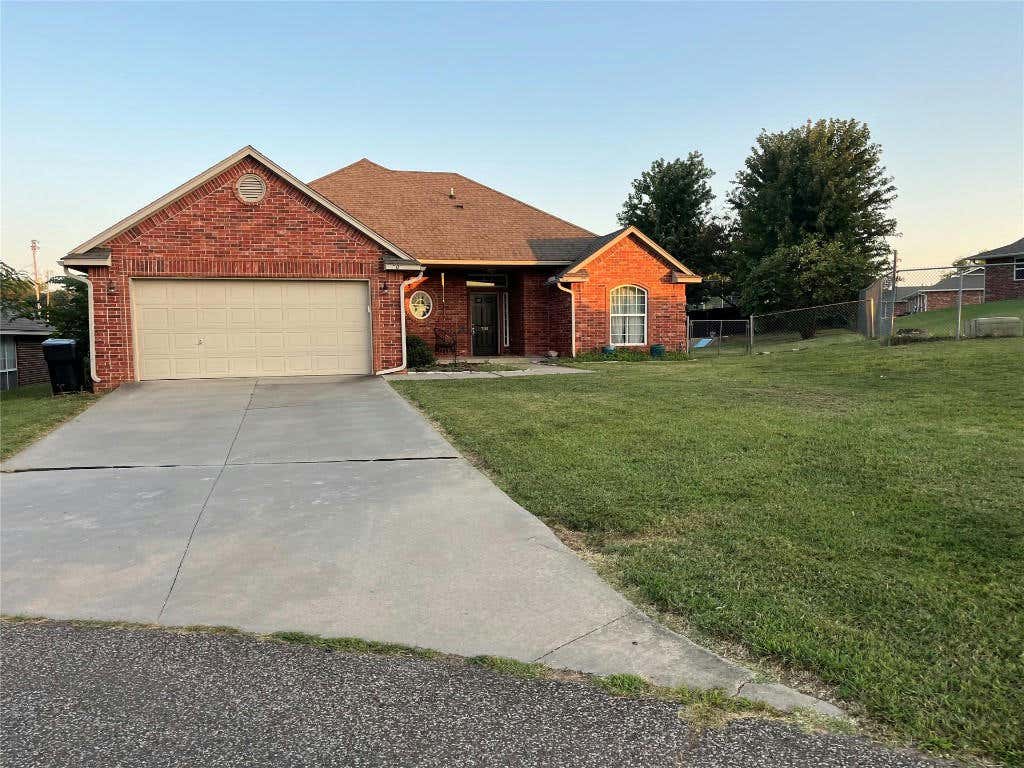 702 MELEAH, MCLOUD, OK 74851, photo 1 of 20