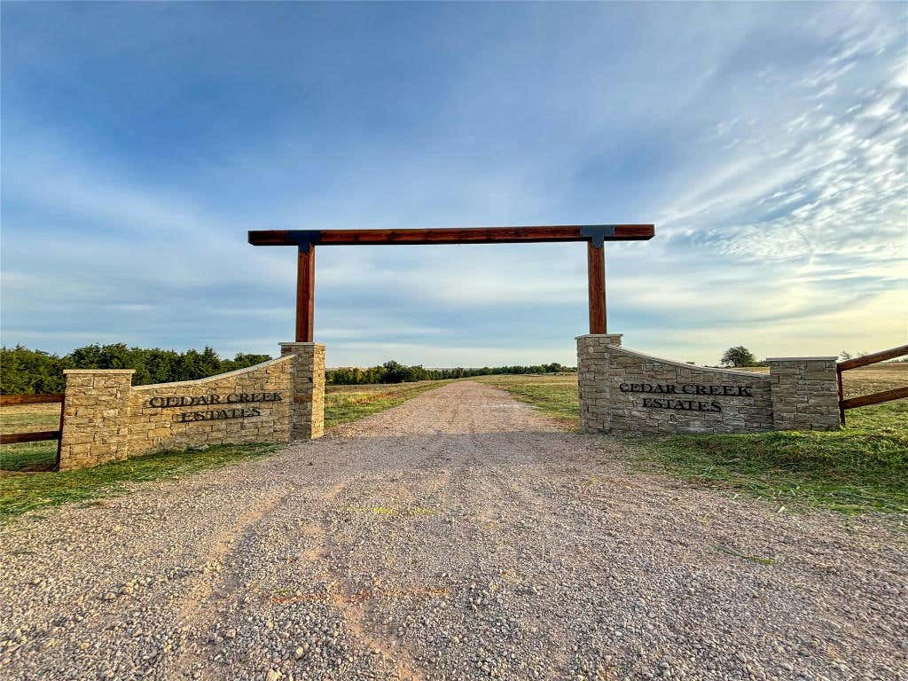 1040 CREEKSIDE TRAIL # 8, GUTHRIE, OK 73044, photo 1 of 5