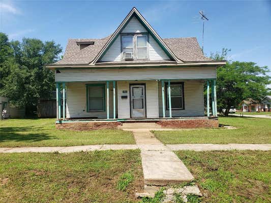 229 N ARAPAHOE AVE, GEARY, OK 73040 - Image 1