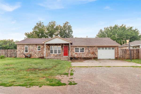 404 SHARON ST, TECUMSEH, OK 74873 - Image 1