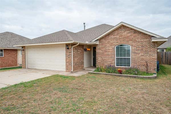 4405 APPLE BLOSSOM CIR, MOORE, OK 73160, photo 3 of 27