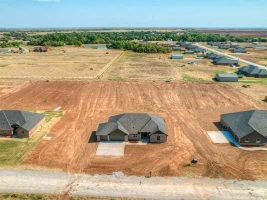 24977 PREAKNESS RUN, CASHION, OK 73016 - Image 1